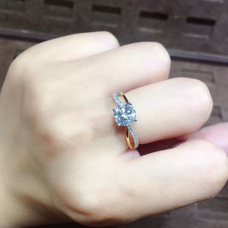 Jane – Elegant Ring
