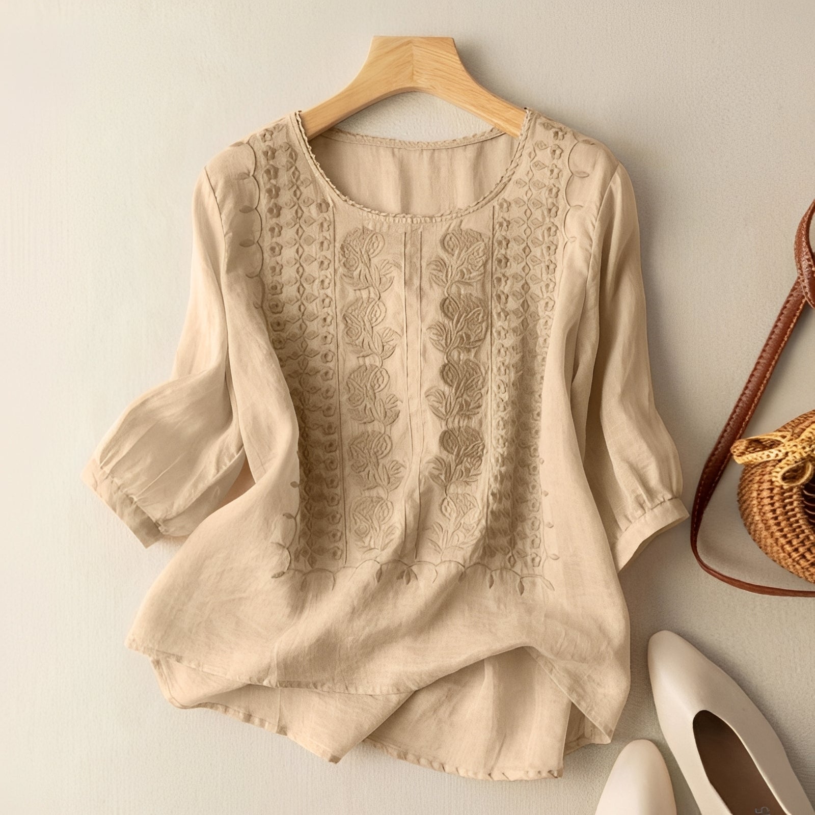 Gretchen - Stylish embroidered blouse with 3/4 sleeves for women