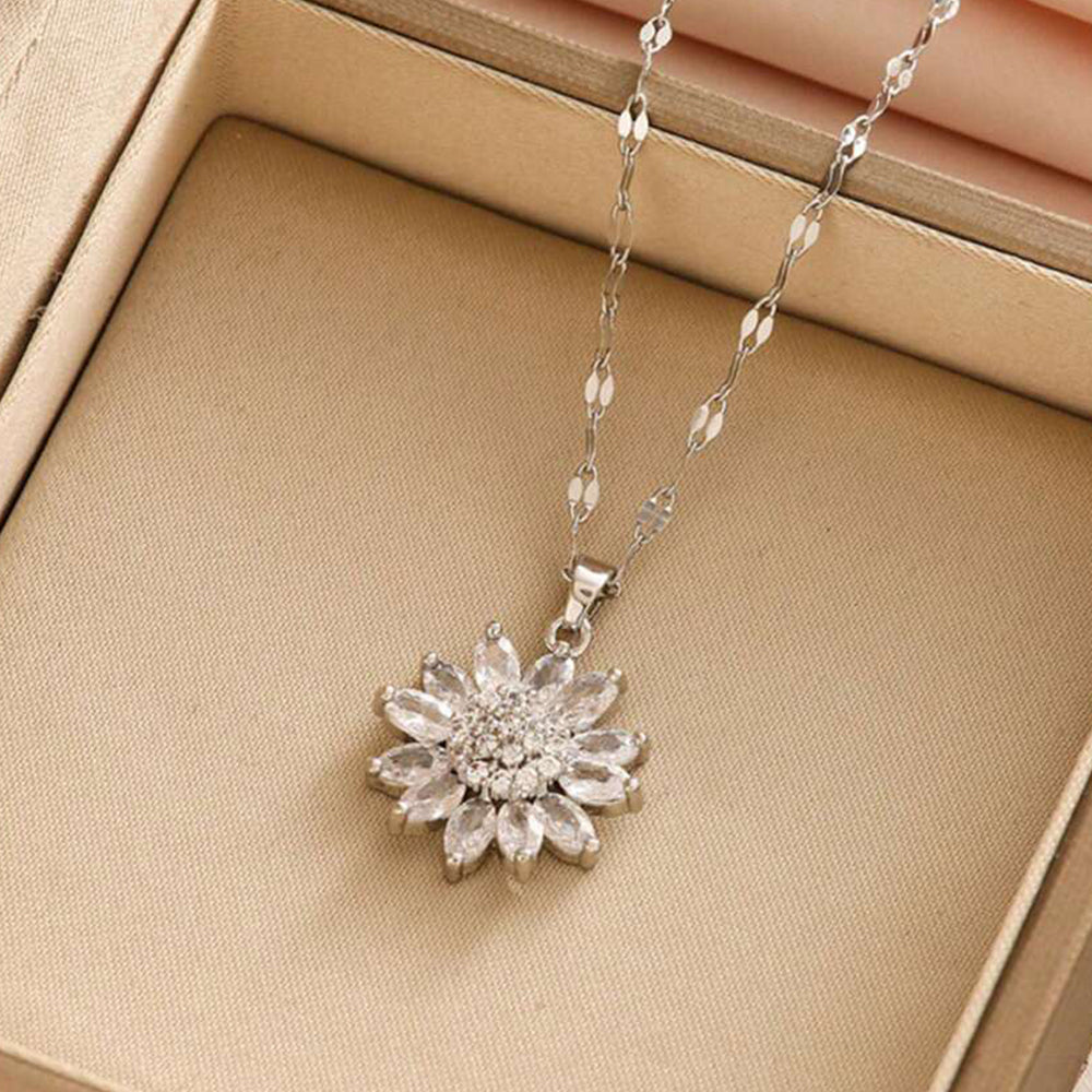 Anaya – Bright Sunflower Necklace with Spikes