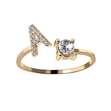 Nyla – Ring with initial