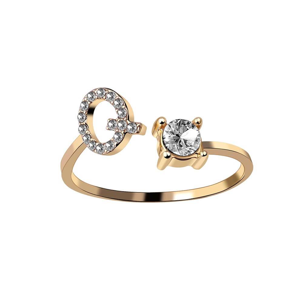 Nyla – Ring with initial