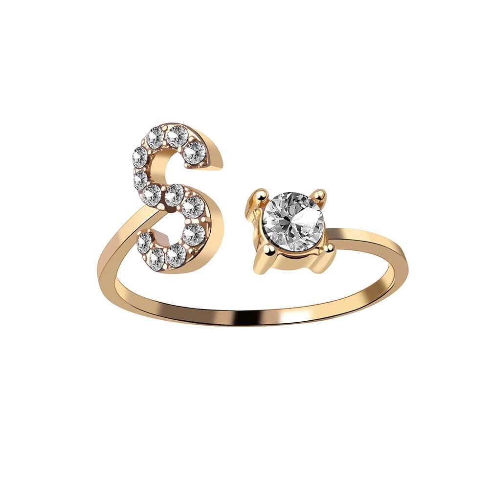 Nyla – Ring with initial