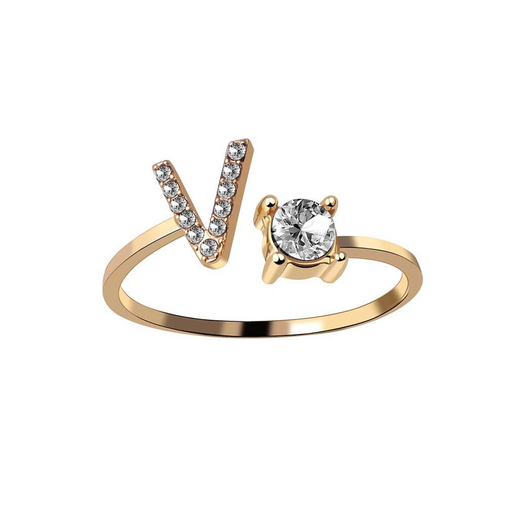 Nyla – Ring with initial