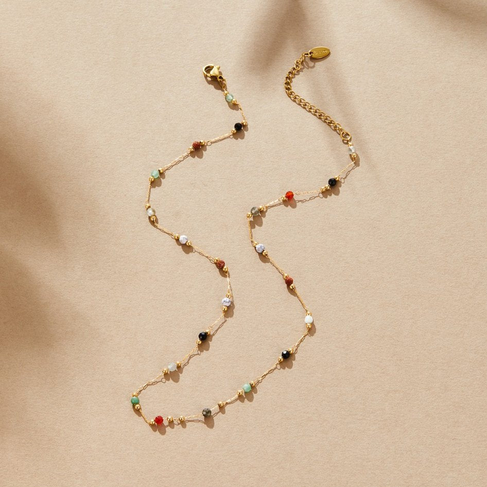 Lala - Necklace with pearls and stones