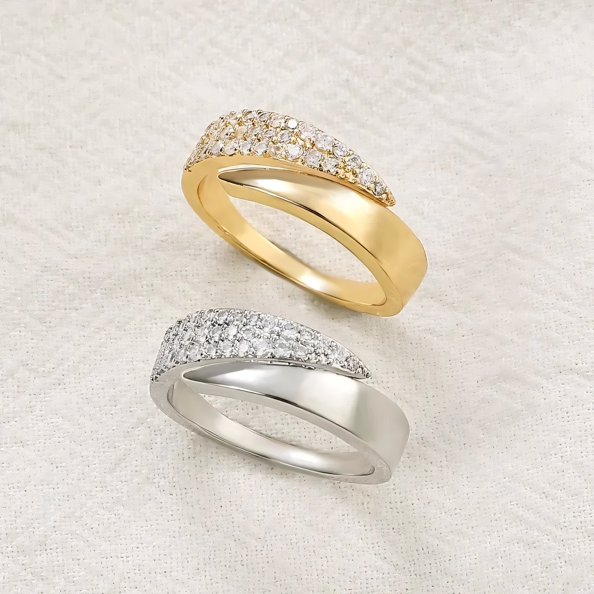Irina – Curved Ring