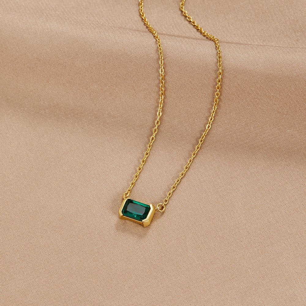 Moni – Green Emerald Necklace