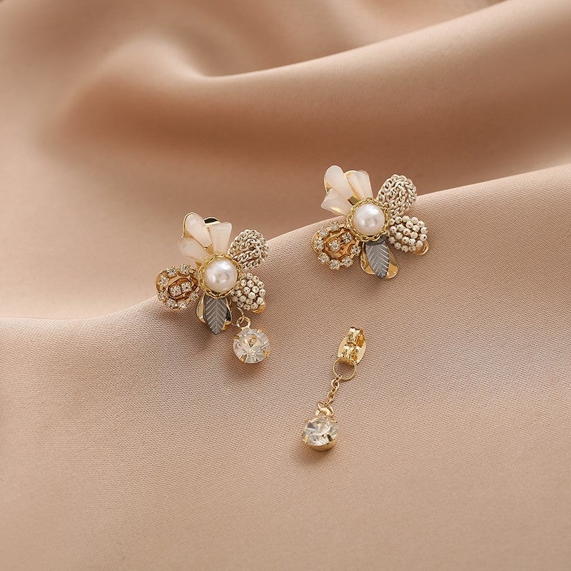 Pearl Flowers and Crystal Tassel Earrings
