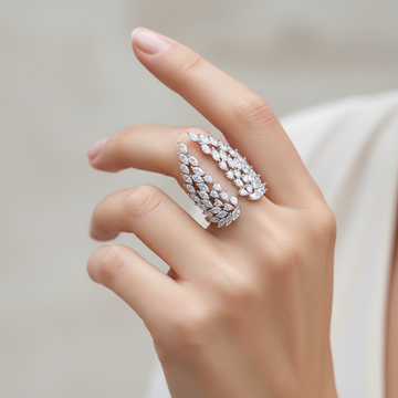 Isaline – Angel Wings Silver Ring