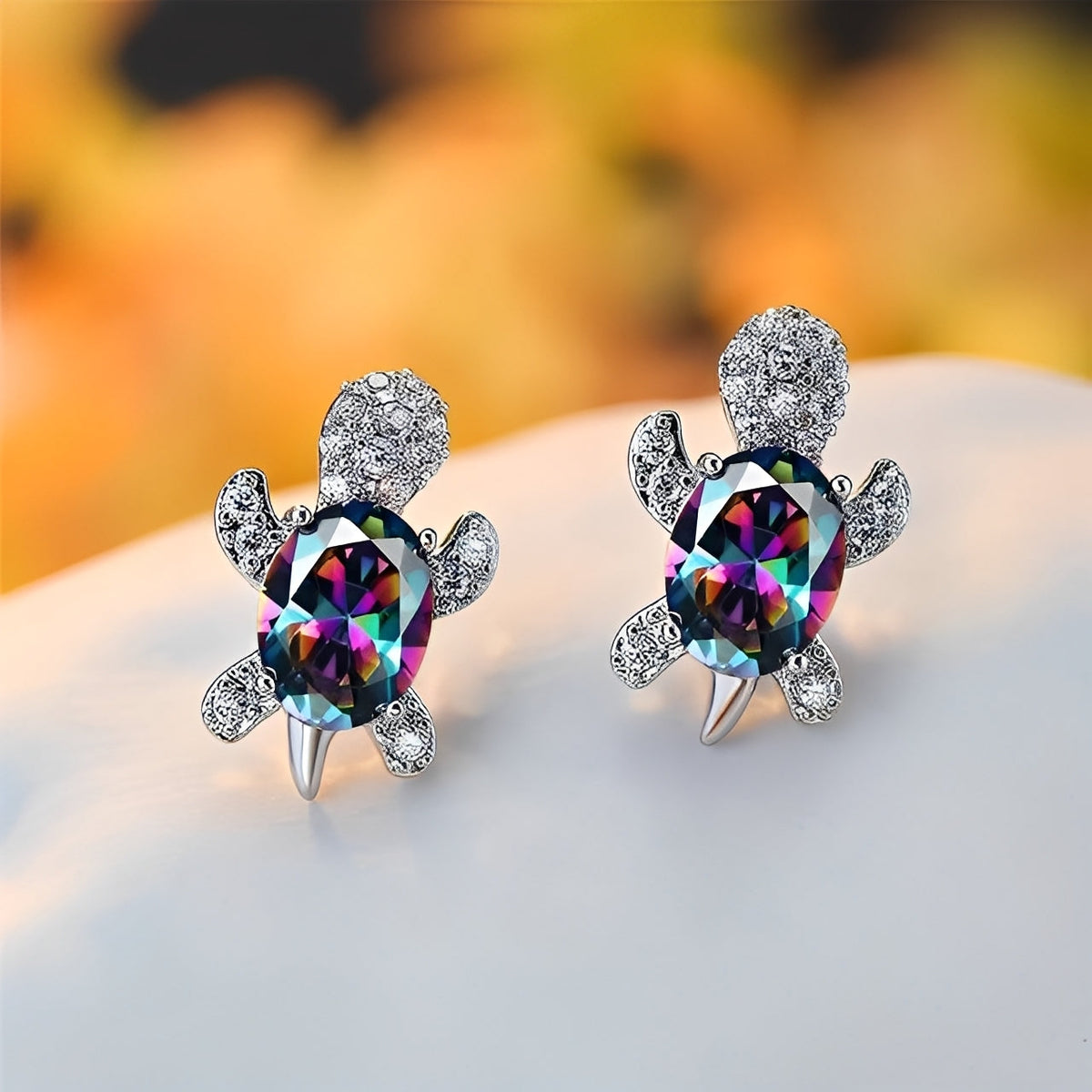Talia – Earrings of sea turtle with shiny details
