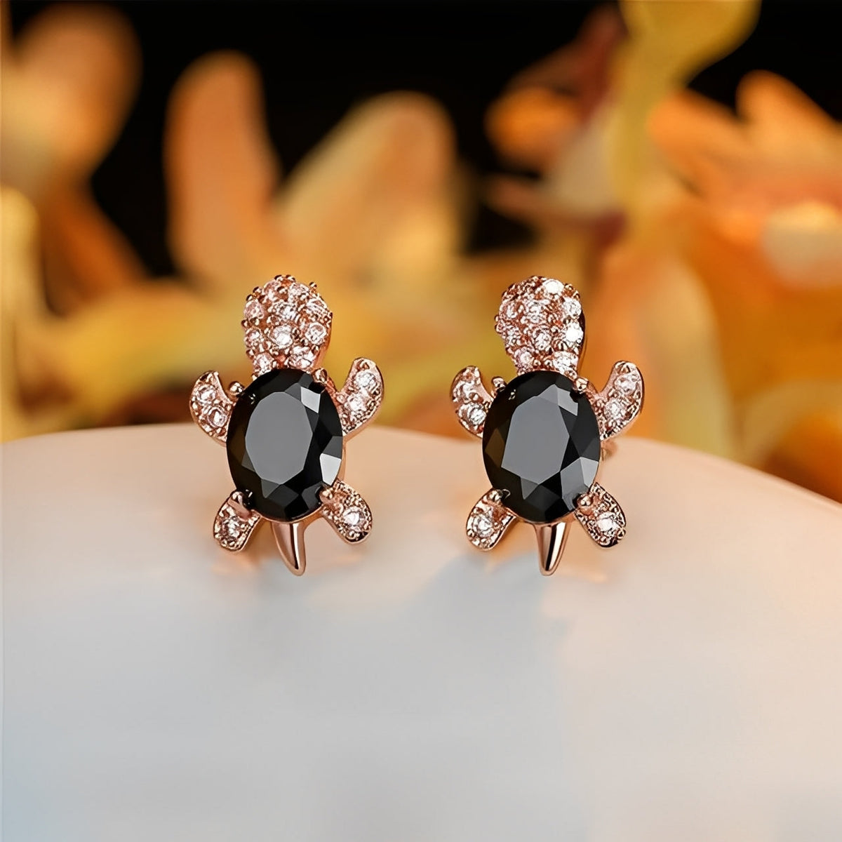 Talia – Earrings of sea turtle with shiny details