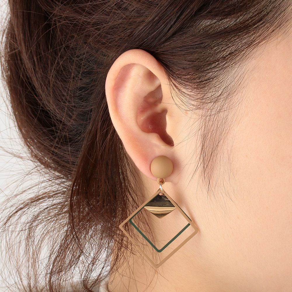 Geometric drop earrings - Square holed earrings