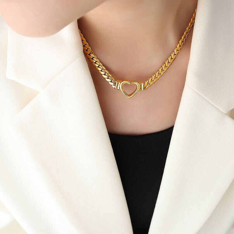 Ara – Heart of Gold Necklace
