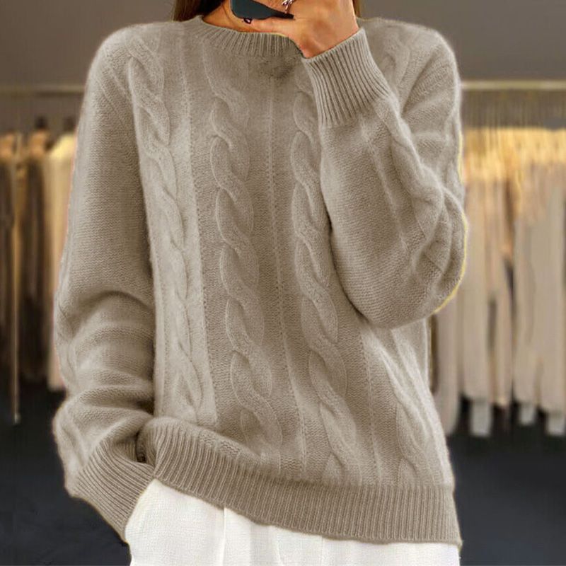 Gloire - Stylish and cozy sweater
