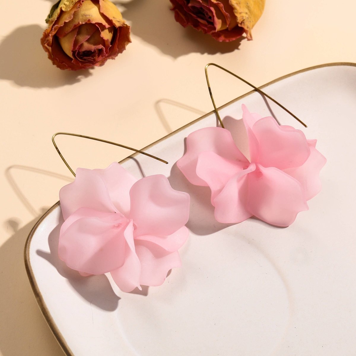 Fariba - Hoop earrings with spring flowers