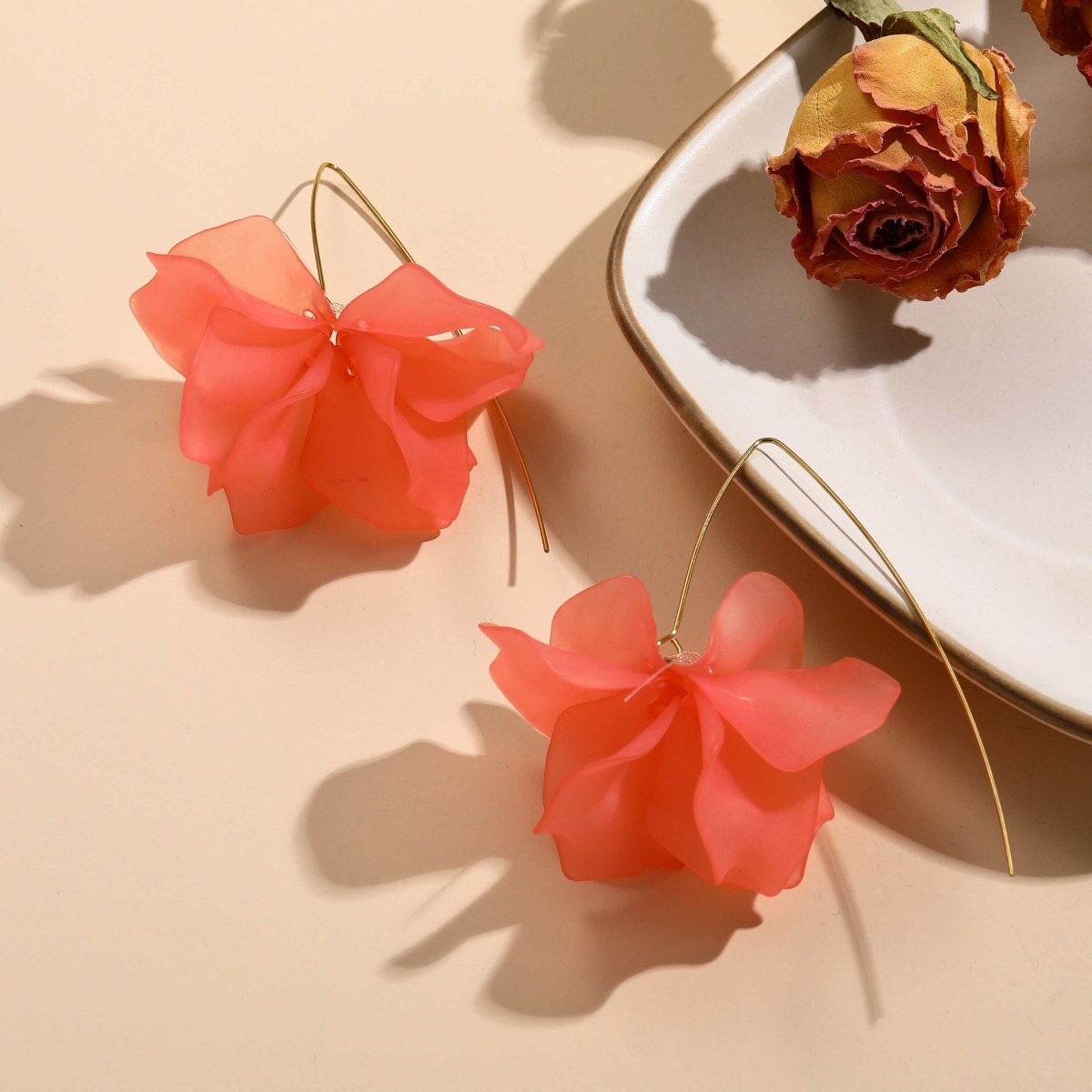Fariba - Hoop earrings with spring flowers