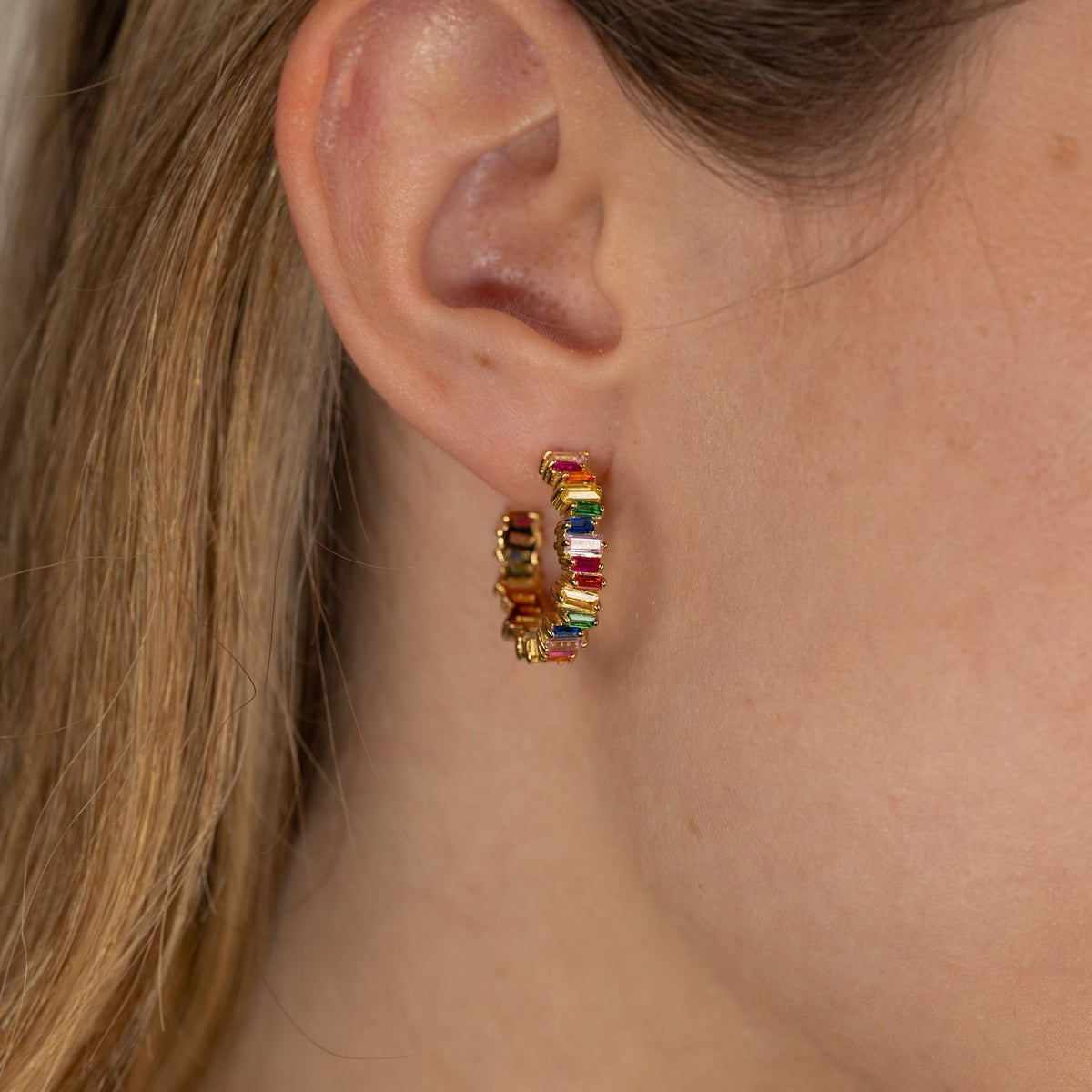 Veronica - Golden Hoop Earrings Rainbow